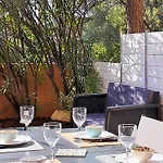 New L'orangeraie Avec Terrasse Apartamento